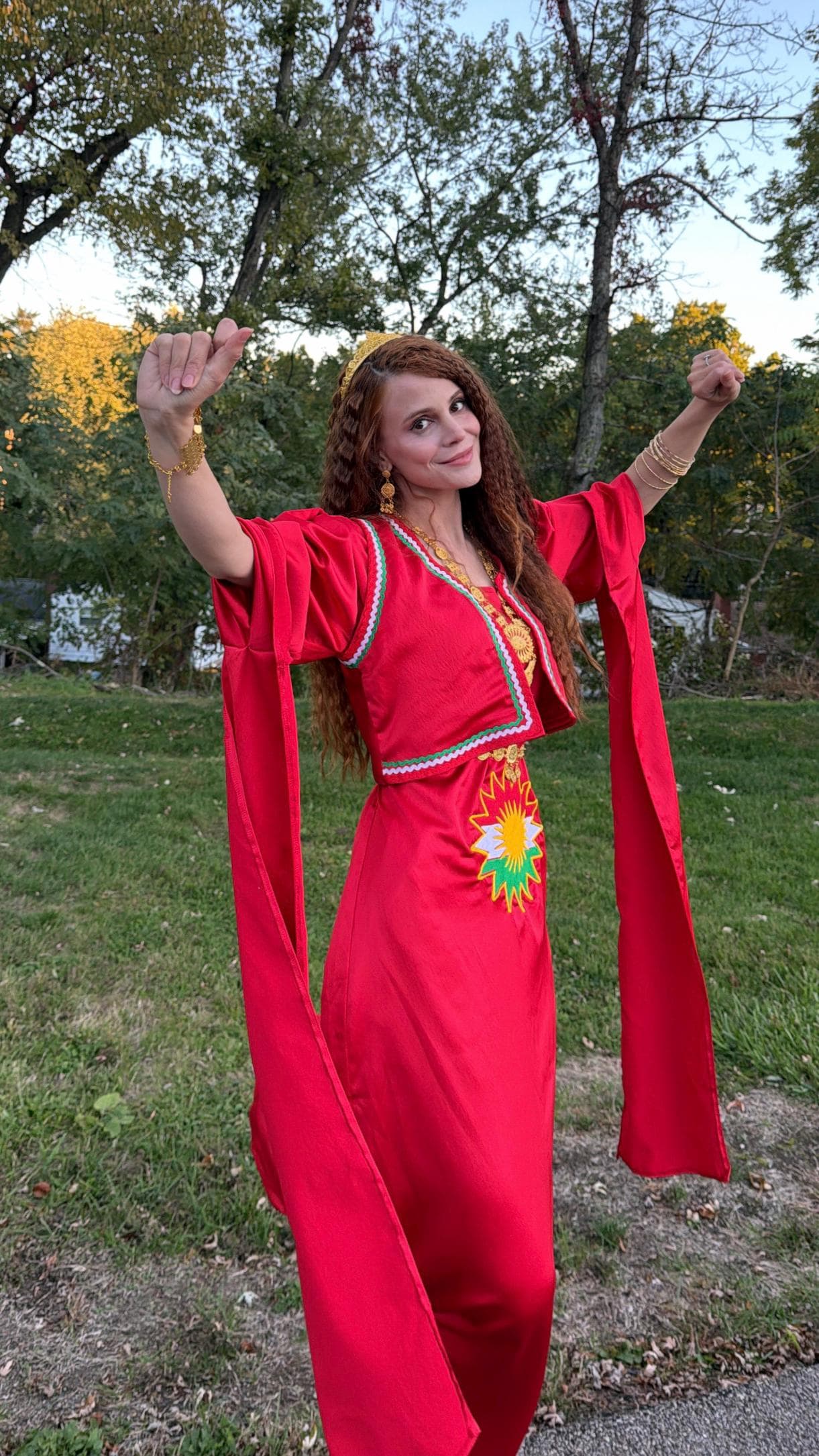 Kırmızı Kiras Fistan Ala Kurdistan Nakışlı - Image 2