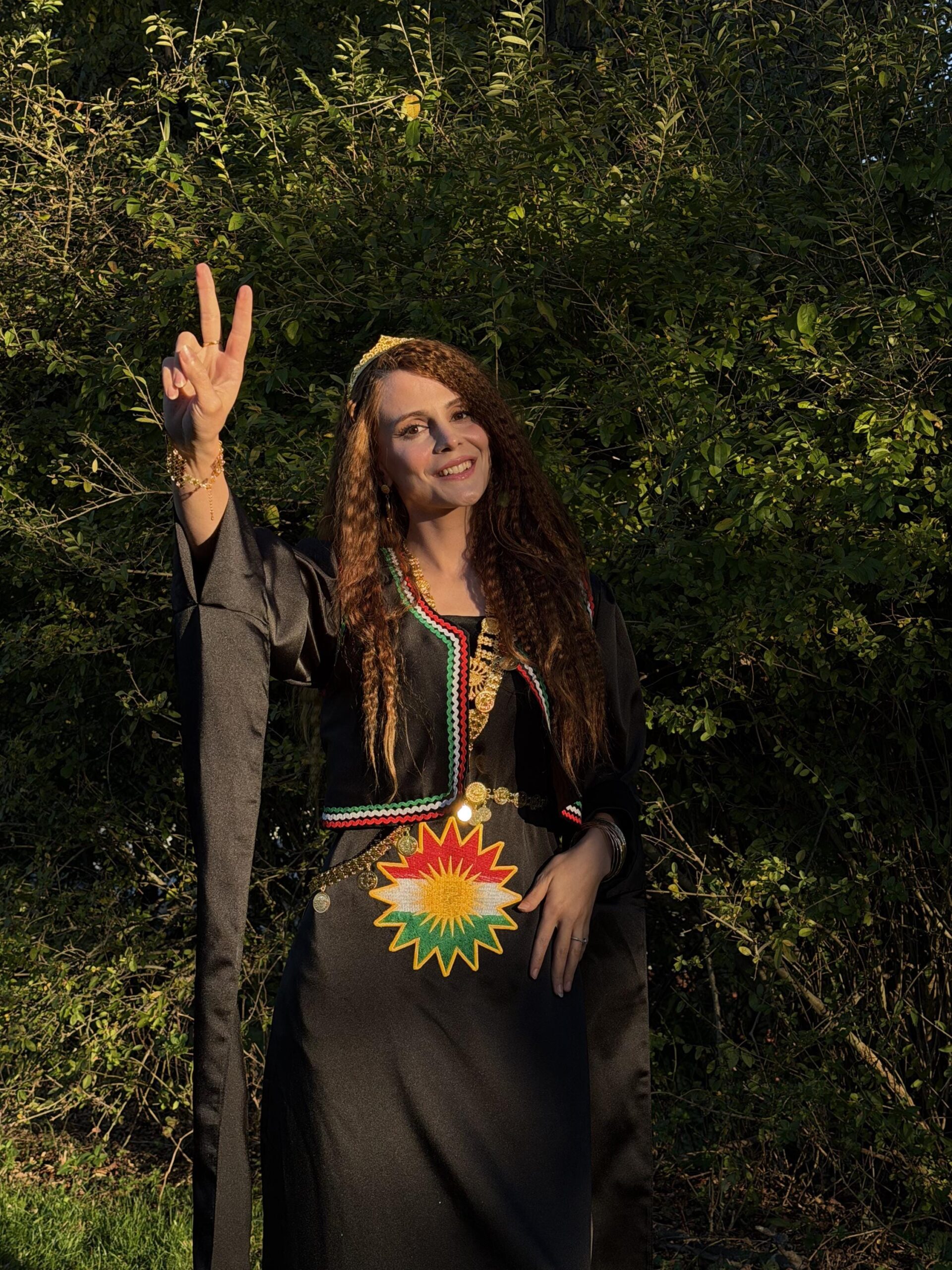 Siyah Kiras Fistan Ala Kurdistan Nakışlı - Image 3