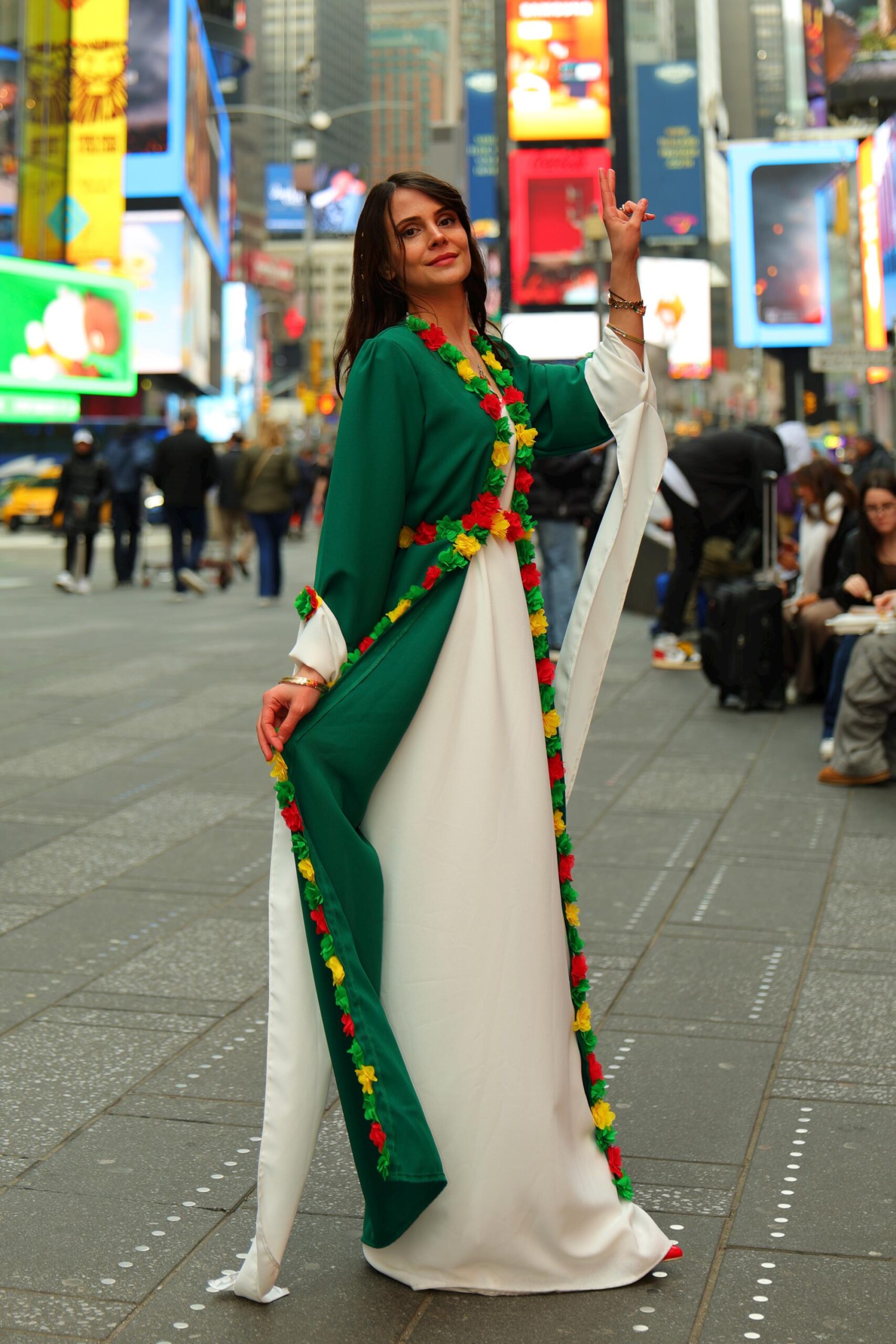 Kesk Sor Zer Kiras Fistan Newroz Yeşil - Image 8