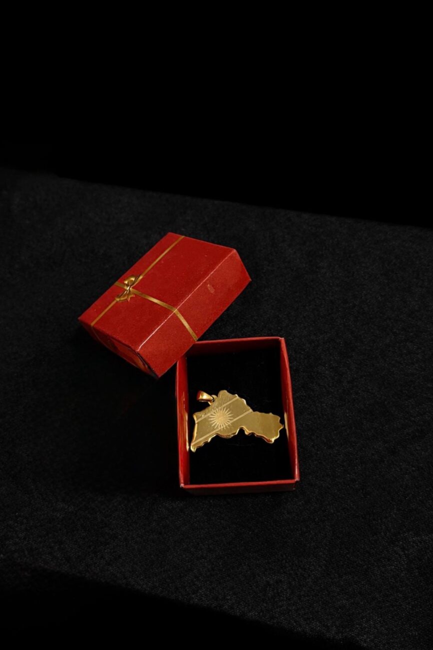 925 Ayar Orjinal Gümüş, Kurdistan Haritası Temalı Altın Kaplama Kolye