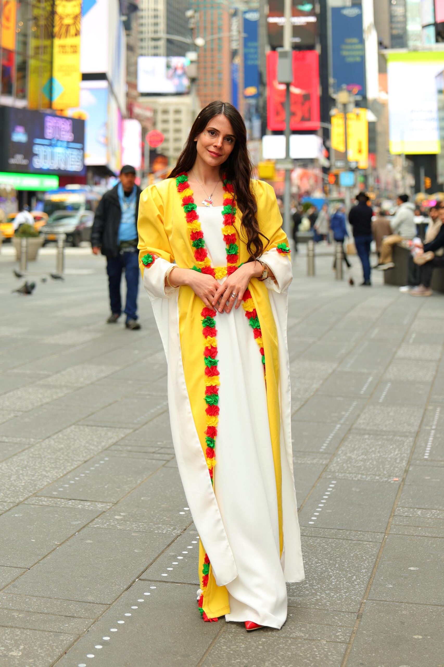 Kesk Sor Zer Kiras Fistan Newroz - Image 6